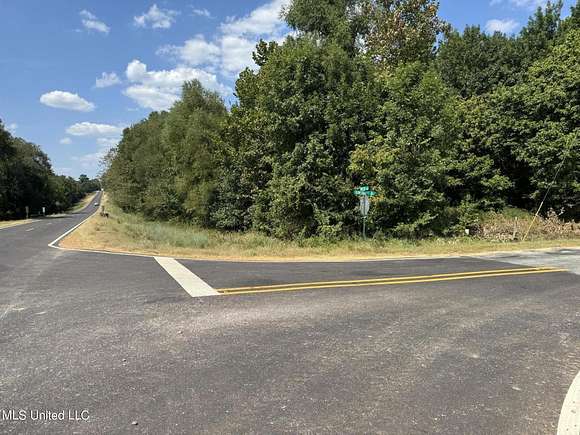 10 Acres of Land for Sale in Holly Springs, Mississippi