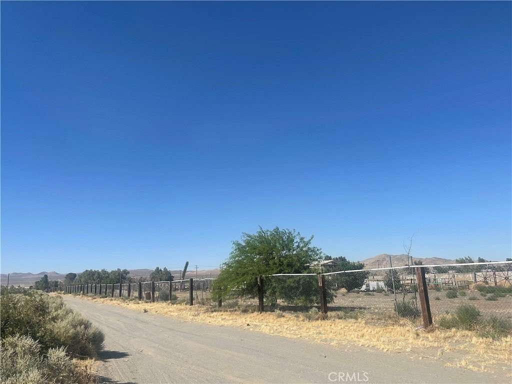 5 Acres of Land for Sale in Adelanto, California