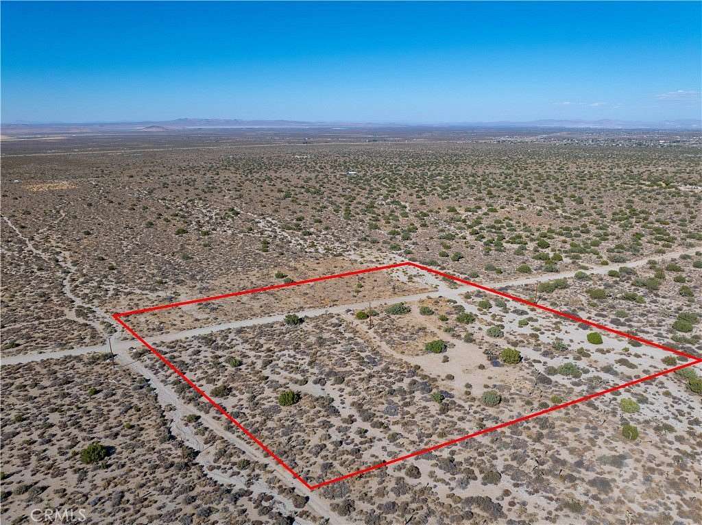 8.93 Acres of Residential Land for Sale in Llano, California