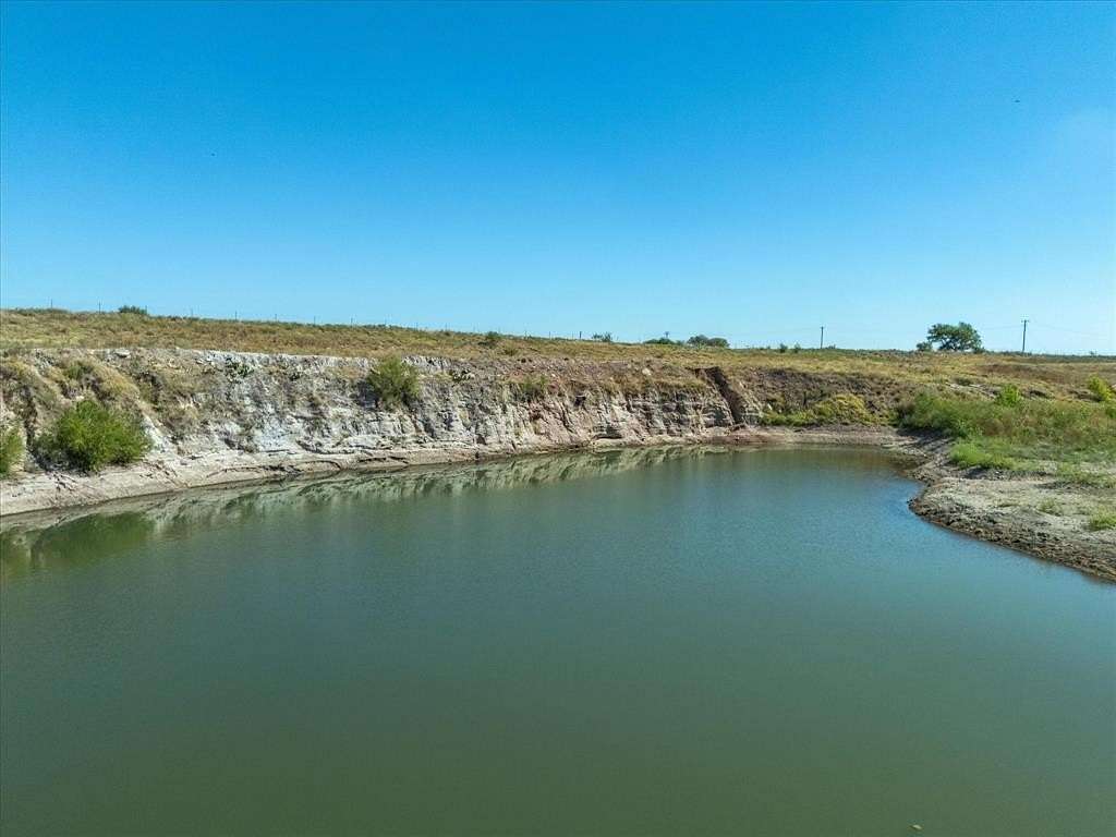 25.5 Acres of Land with Home for Sale in Bridgeport, Texas