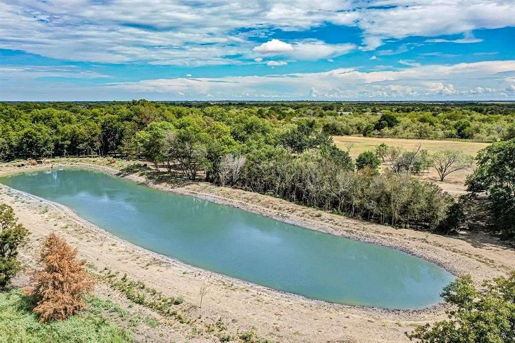 22.4 Acres of Land for Sale in Corsicana, Texas