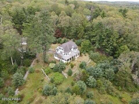 8.22 Acres of Residential Land with Home for Sale in Milford, Pennsylvania