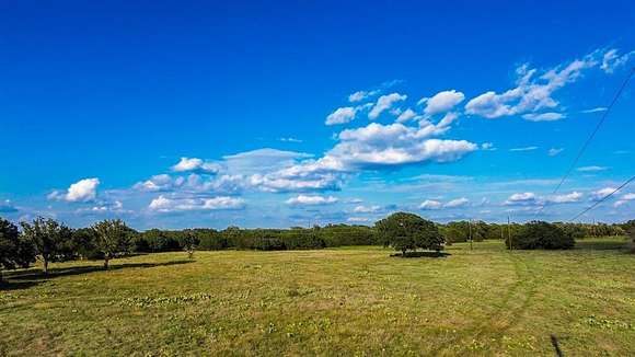 5 Acres of Residential Land for Sale in Lampasas, Texas