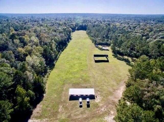 188 Acres of Recreational Land with Home for Sale in Quincy, Florida
