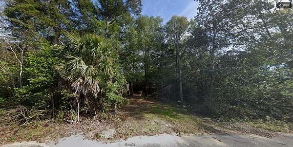 0.25 Acres of Residential Land for Sale in Graceville, Florida