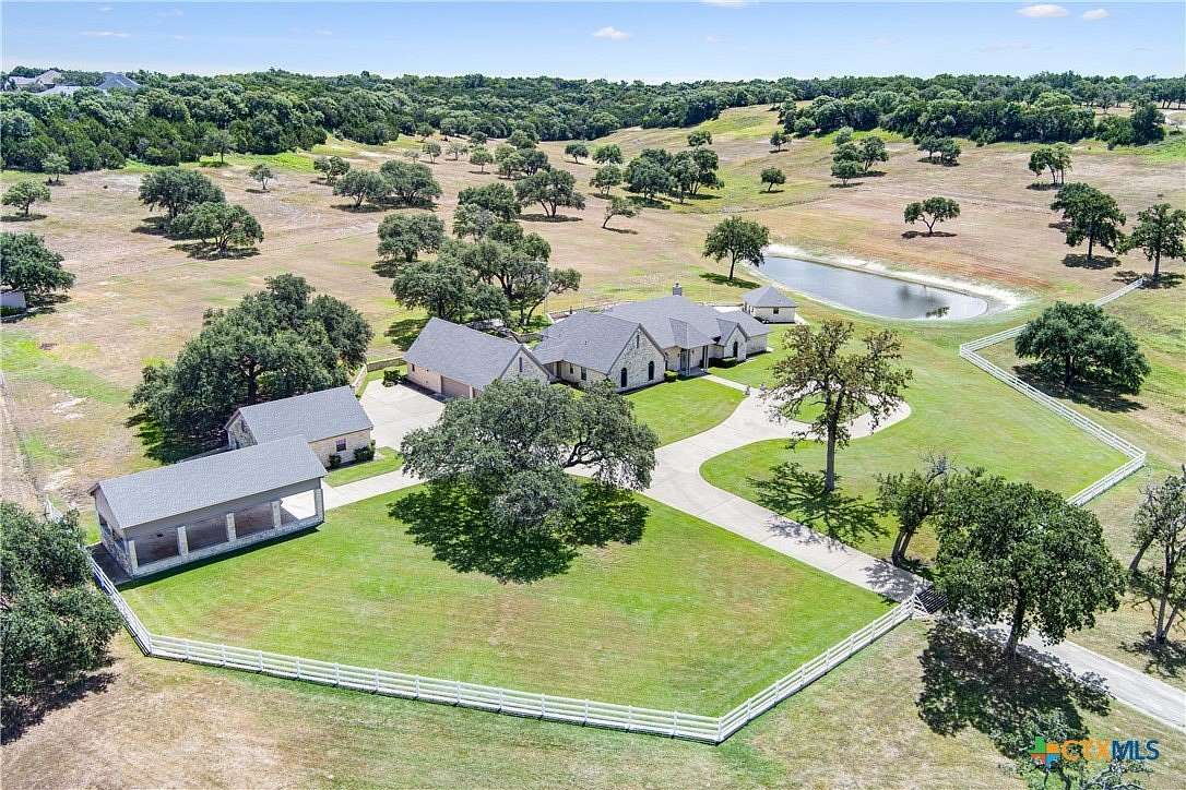 191.94 Acres of Land with Home for Sale in Nolanville, Texas