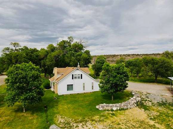 9 Acres of Land with Home for Sale in Eckert, Colorado