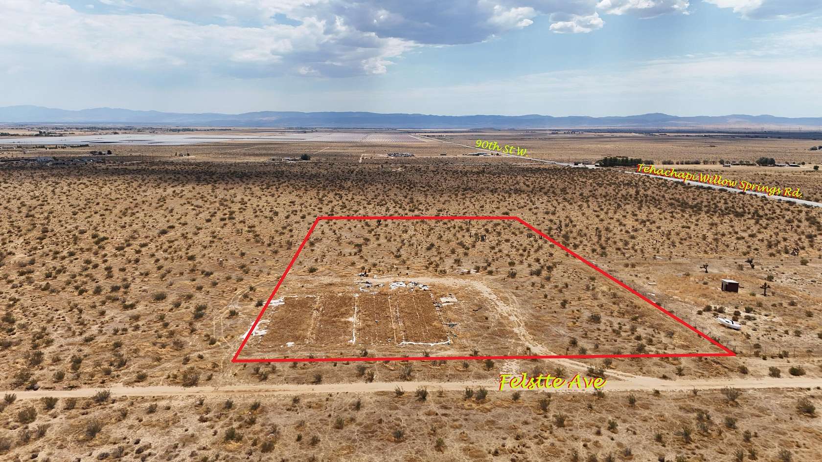 Land for Sale in Rosamond, California