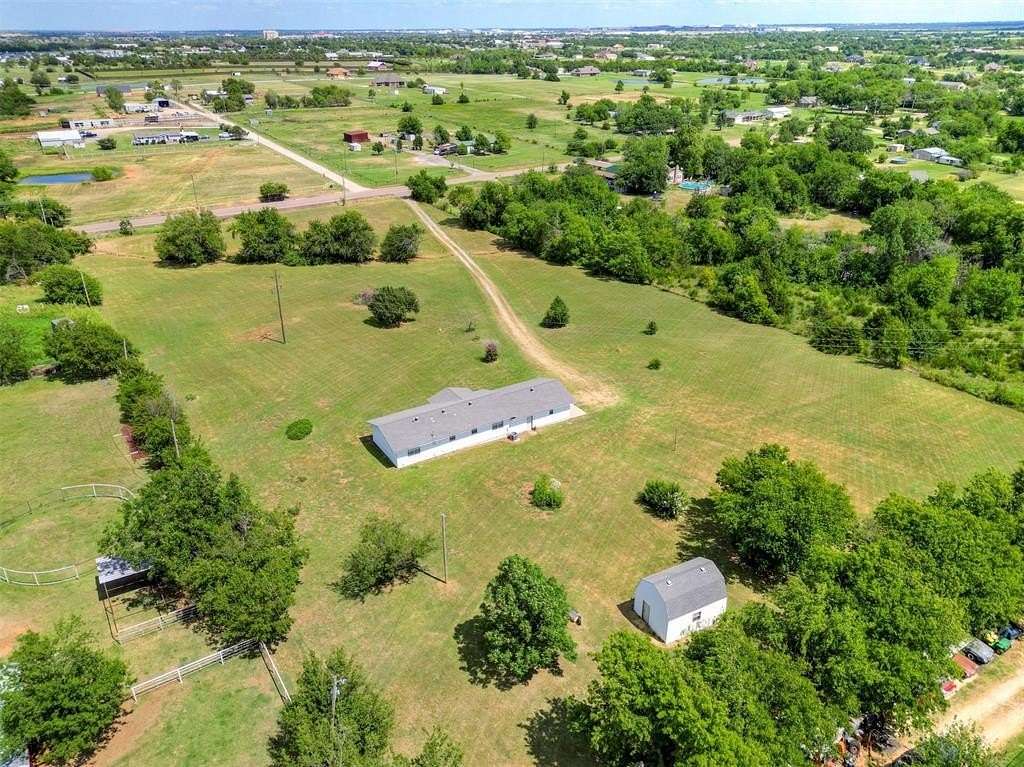 5 Acres of Residential Land with Home for Sale in Oklahoma City, Oklahoma