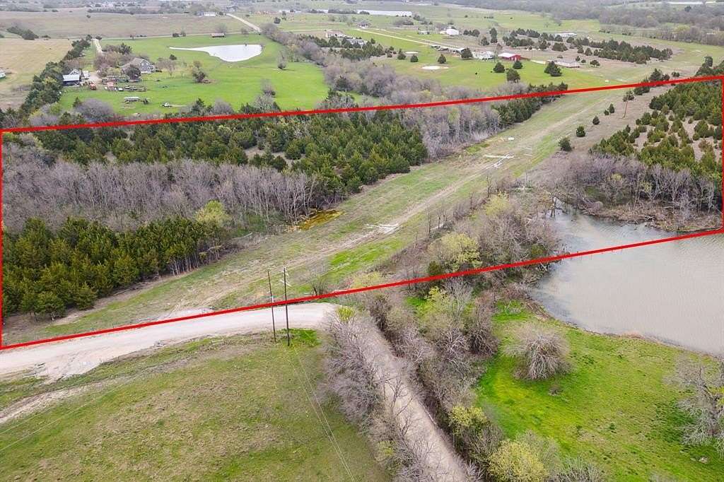 25.256 Acres of Land for Sale in Blue Ridge, Texas