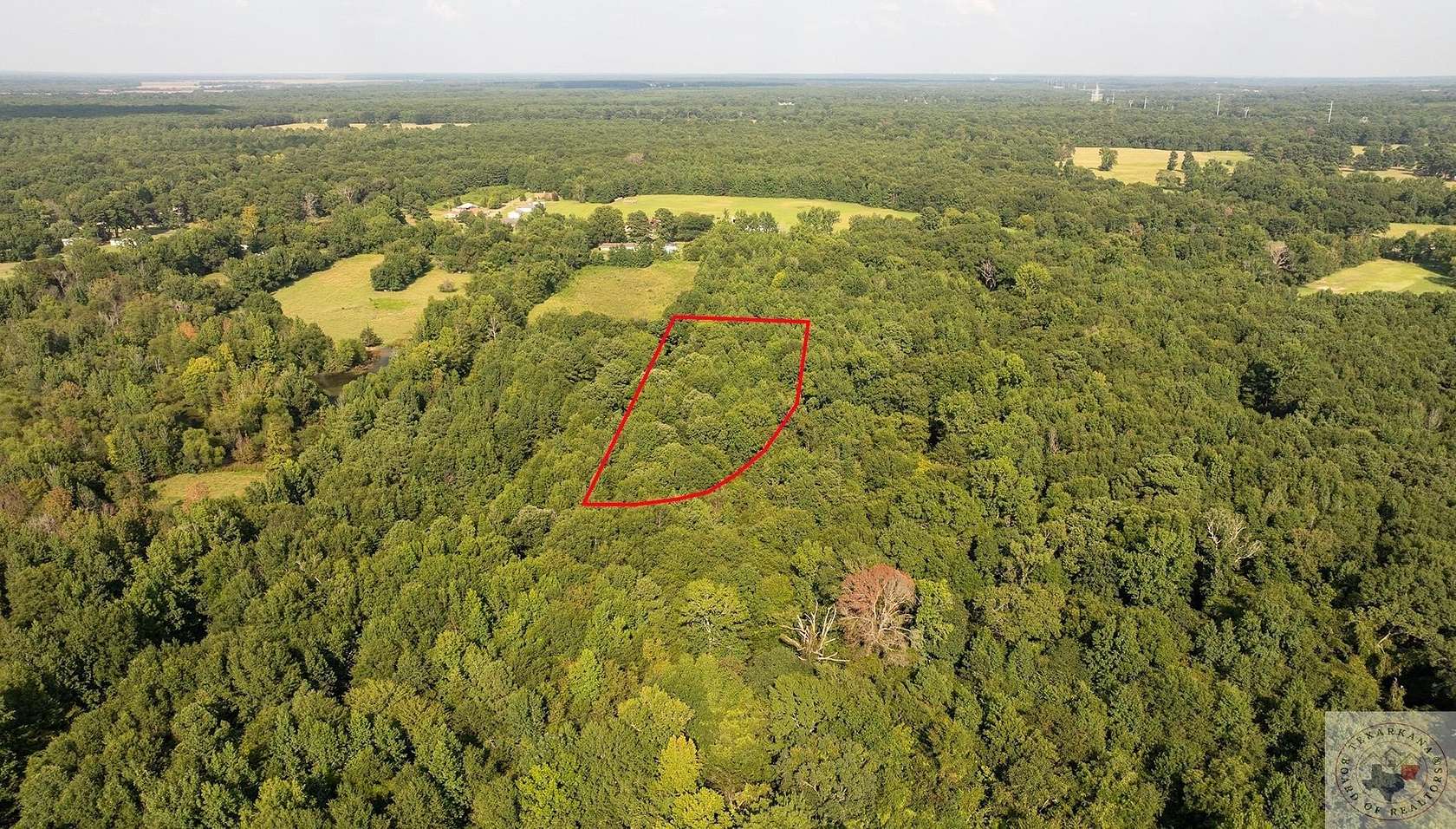 5 Acres of Land for Sale in Hooks, Texas