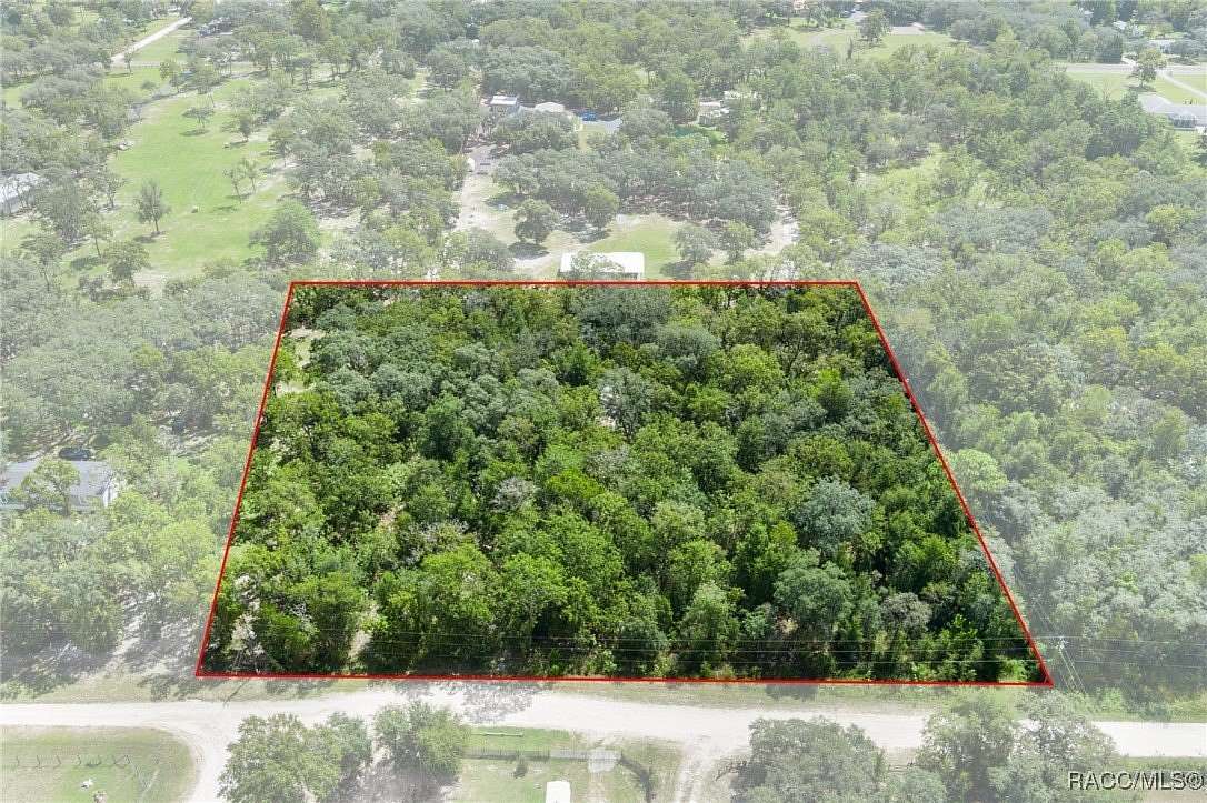 2.7 Acres of Residential Land with Home for Sale in Lecanto, Florida