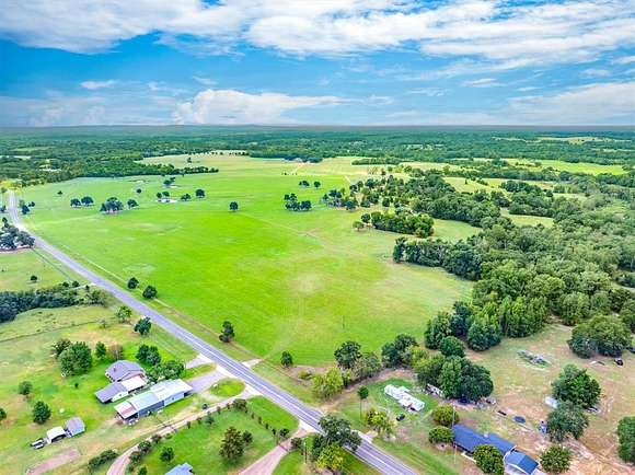 35.081 Acres of Agricultural Land for Sale in Ben Wheeler, Texas