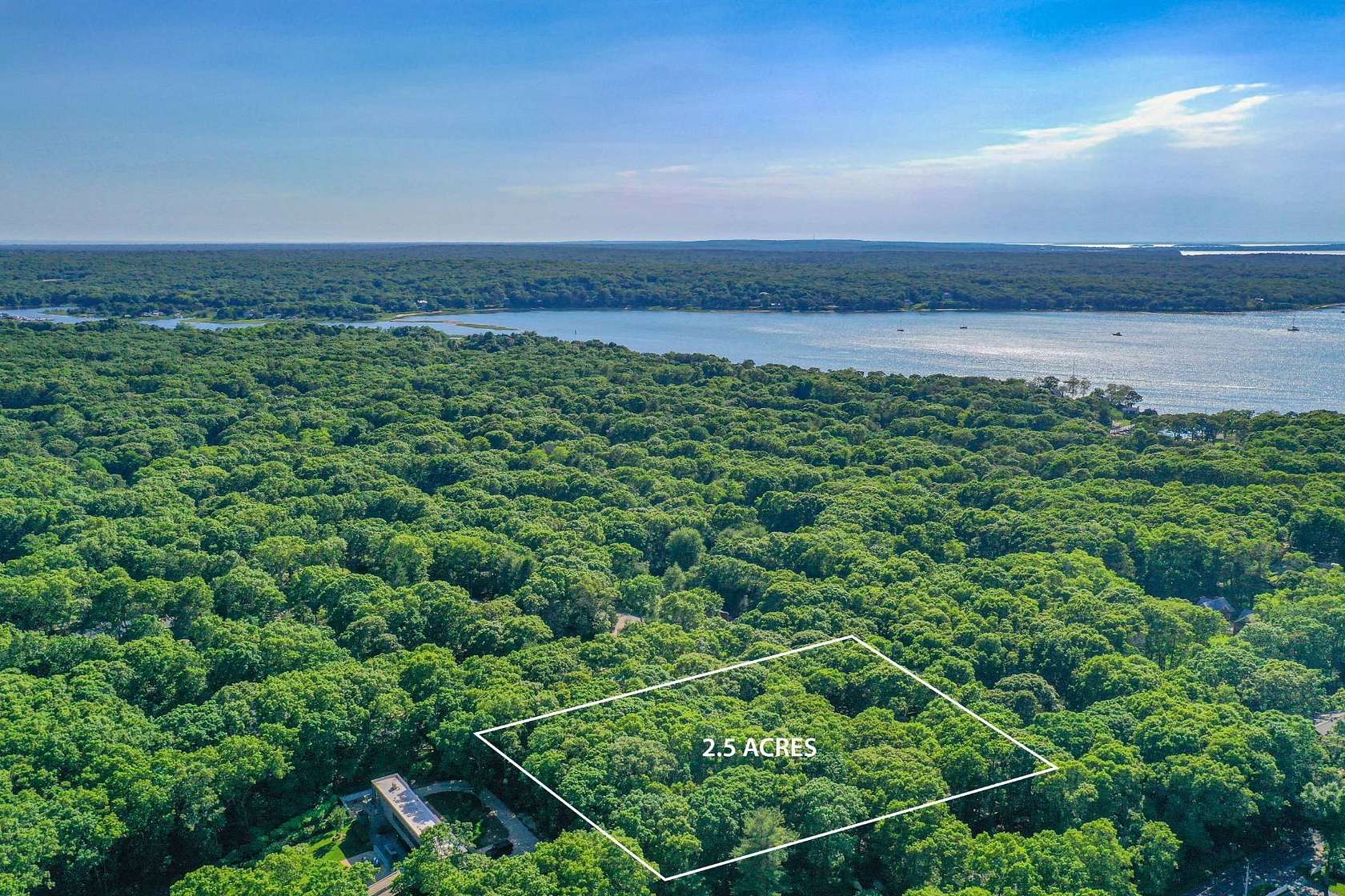 2.5 Acres of Residential Land for Sale in East Hampton, New York