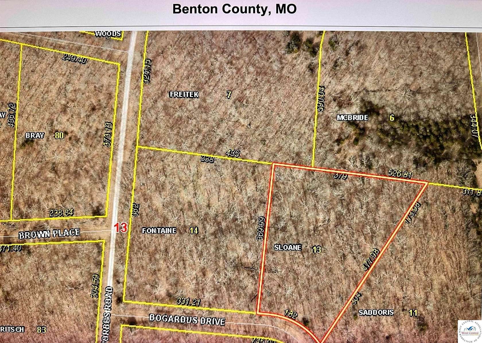 2.5 Acres of Residential Land for Sale in Edwards, Missouri