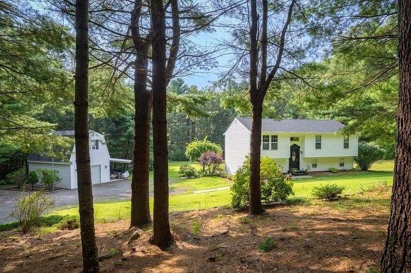 2.07 Acres of Residential Land with Home for Sale in Exeter, Rhode Island