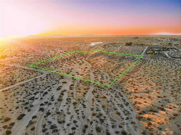 10 Acres of Land for Sale in Joshua Tree, California