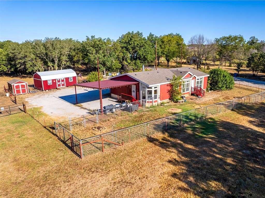 4.08 Acres of Residential Land with Home for Sale in Early, Texas