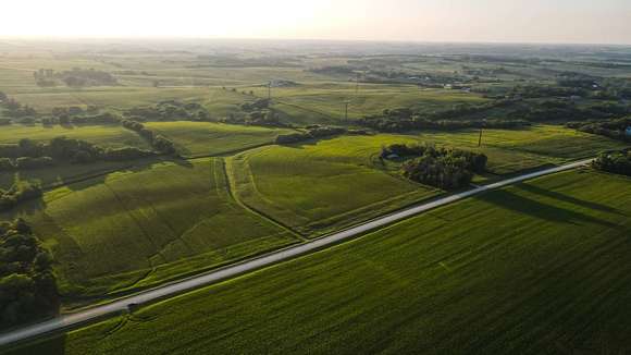 171.65 Acres of Agricultural Land for Sale in Zumbrota, Minnesota