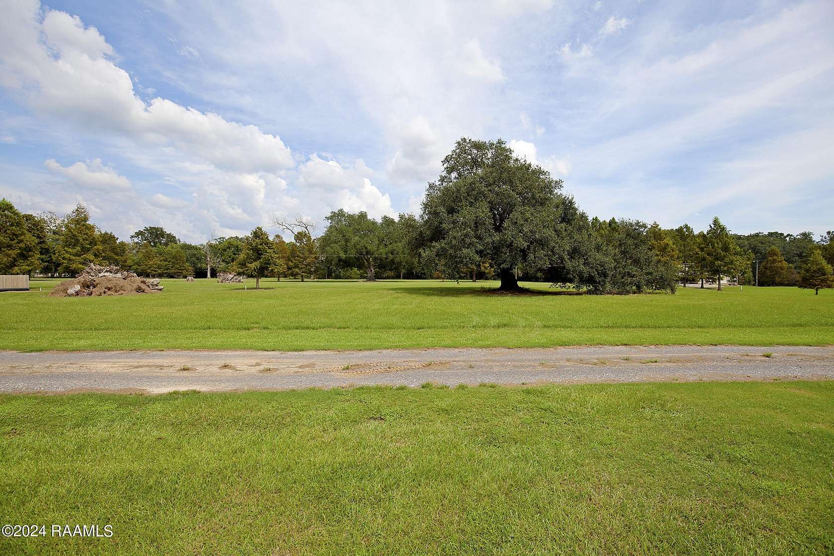 1.15 Acres of Residential Land for Sale in New Iberia, Louisiana