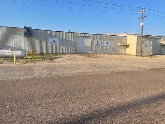 2.57 Acres of Improved Commercial Land for Sale in San Angelo, Texas