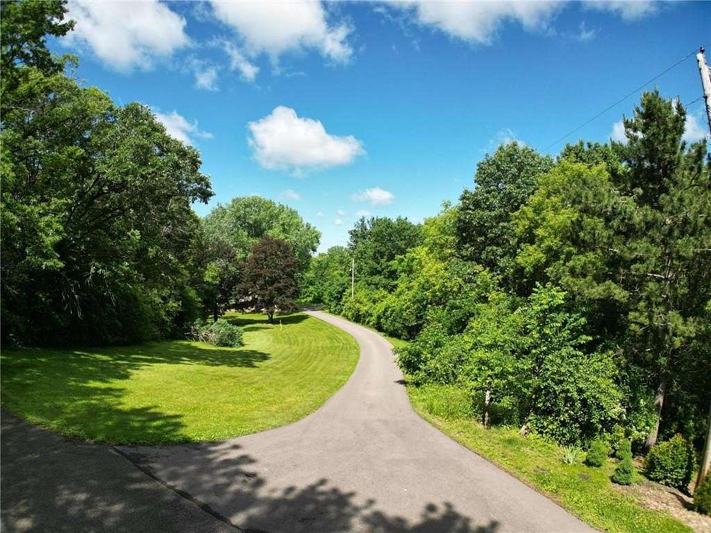 3.21 Acres of Residential Land with Home for Sale in Inver Grove Heights, Minnesota