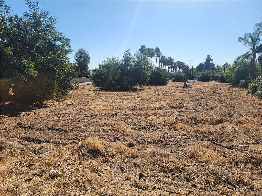 1.11 Acres of Residential Land for Sale in Lake Elsinore, California