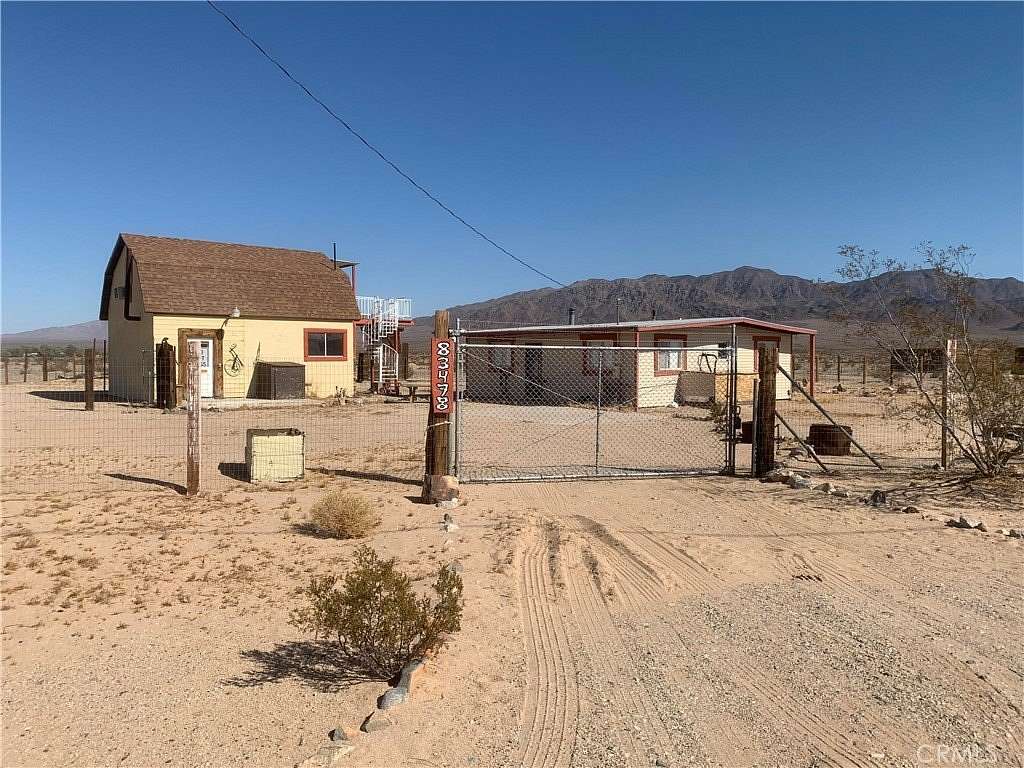 5 Acres of Residential Land with Home for Sale in Twentynine Palms, California