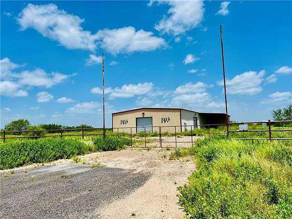 18 Acres of Improved Mixed-Use Land for Sale in Hebbronville, Texas