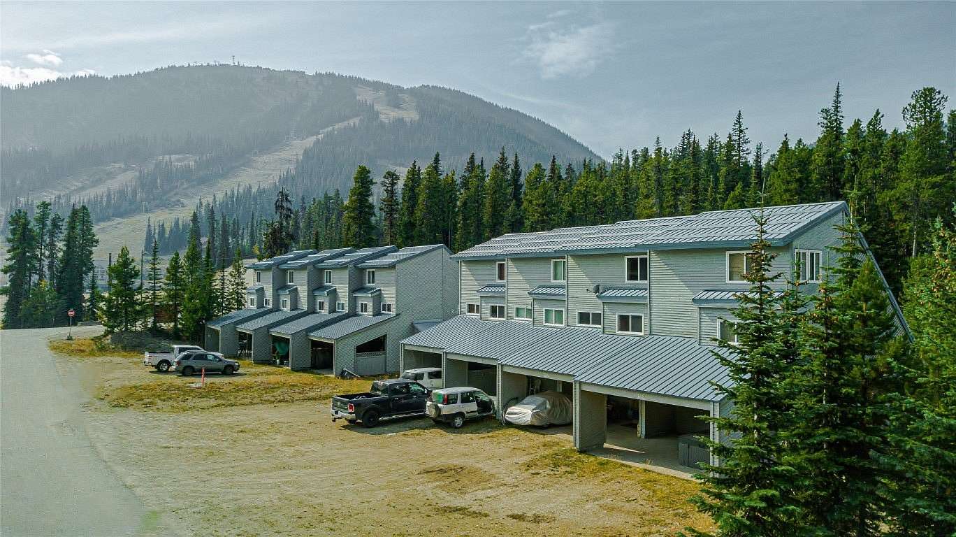 2 Acres of Residential Land with Home for Sale in Blue Ridge, Georgia