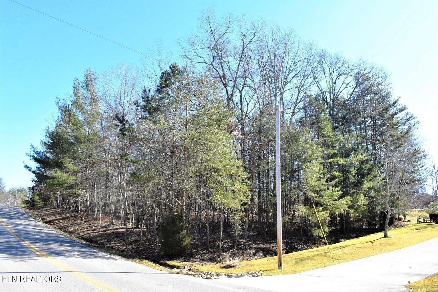 0.33 Acres of Residential Land for Sale in Crossville, Tennessee