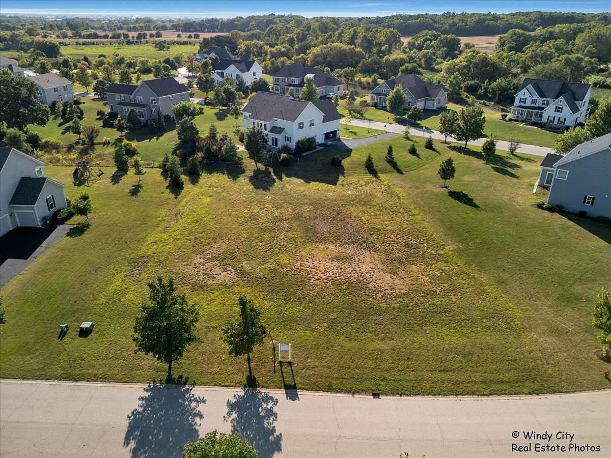 0.48 Acres of Residential Land for Sale in Lakewood, Illinois