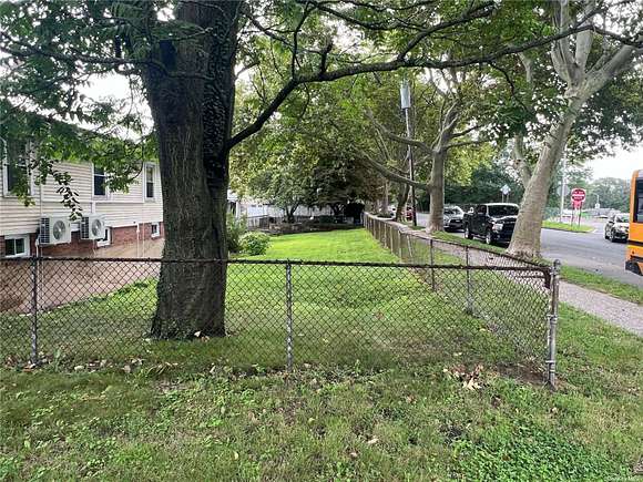 0.06 Acres of Land for Sale in Bronx, New York