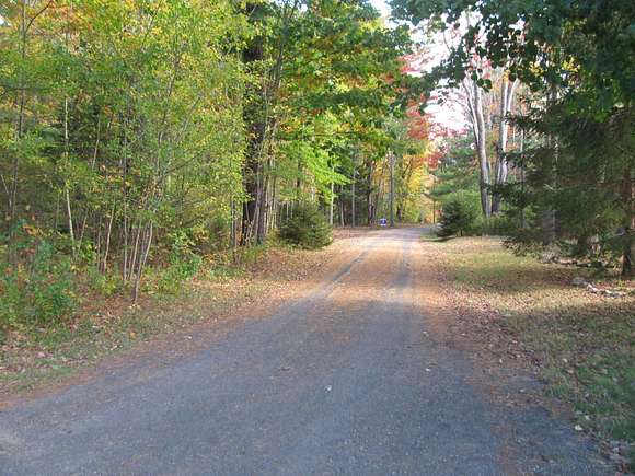 1.06 Acres of Land for Sale in Kennebunk, Maine