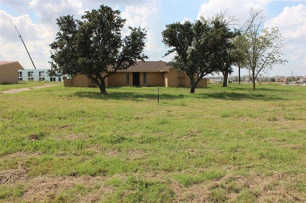 6.1 Acres of Residential Land with Home for Lease in Frisco, Texas