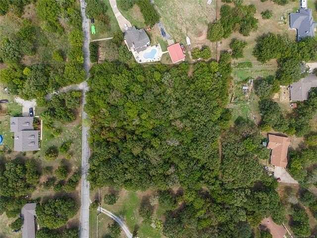 1.033 Acres of Residential Land for Sale in Bixby, Oklahoma