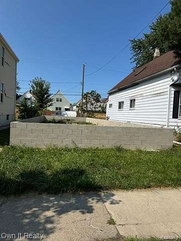 0.07 Acres of Residential Land for Sale in Hamtramck, Michigan