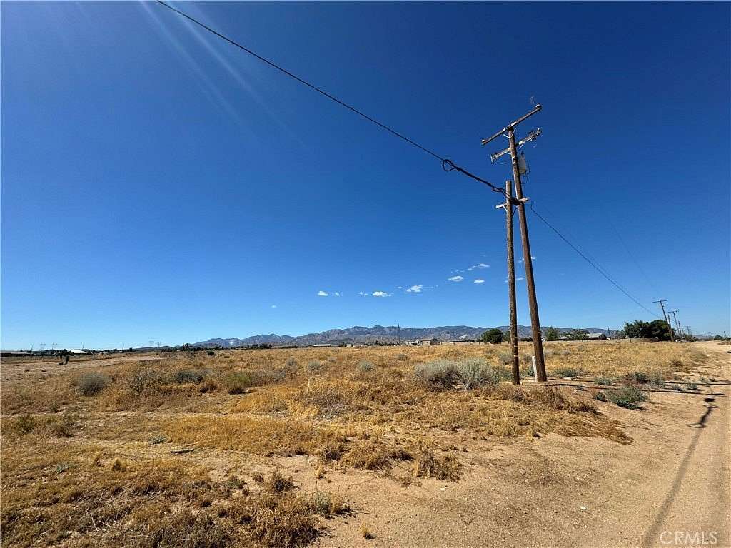 4.54 Acres of Residential Land for Sale in Phelan, California