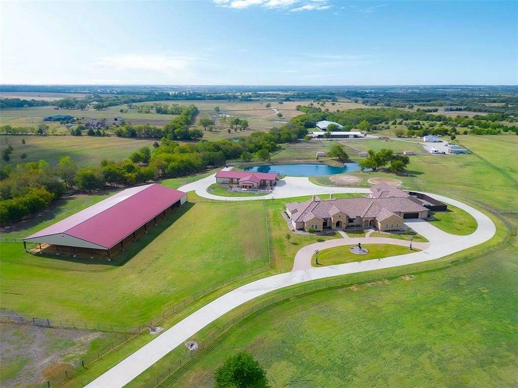 15 Acres of Land with Home for Sale in Celina, Texas