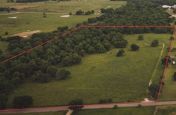 31.178 Acres of Land for Sale in Gainesville, Texas