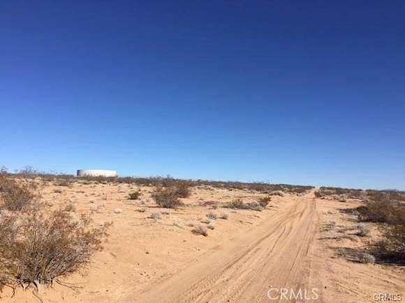 20 Acres of Land for Sale in Helendale, California