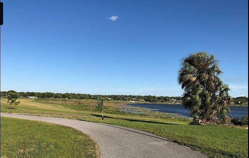 1.25 Acres of Land for Sale in Lake Wales, Florida