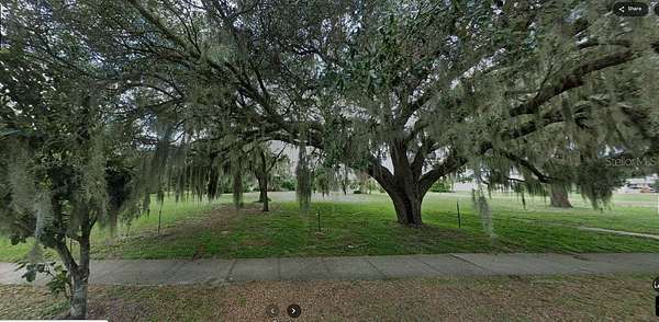 1.3 Acres of Land for Sale in Lake Wales, Florida