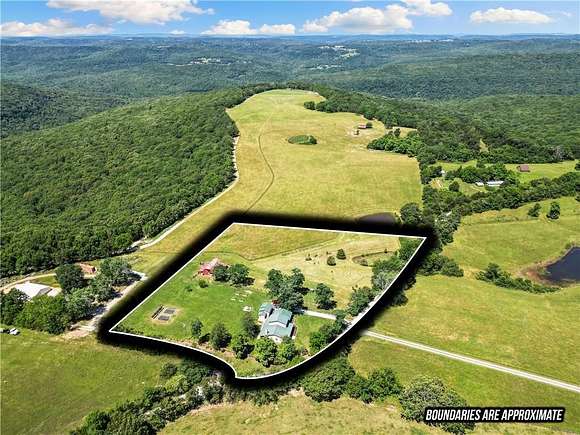 4.69 Acres of Residential Land with Home for Sale in Winslow, Arkansas