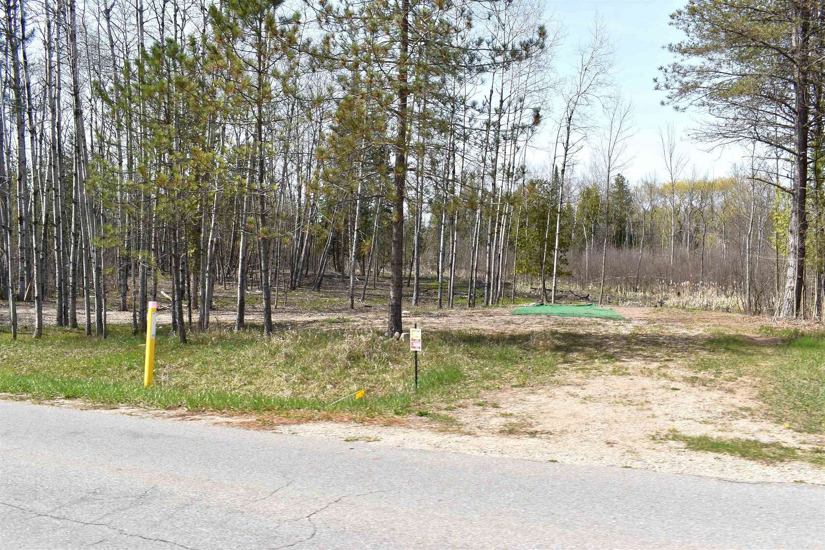 0.87 Acres of Residential Land for Sale in Gladwin, Michigan