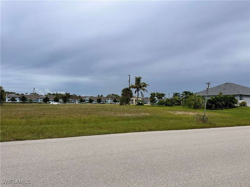 0.34 Acres of Commercial Land for Sale in Cape Coral, Florida