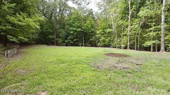 2.44 Acres of Residential Land for Sale in Southaven, Mississippi