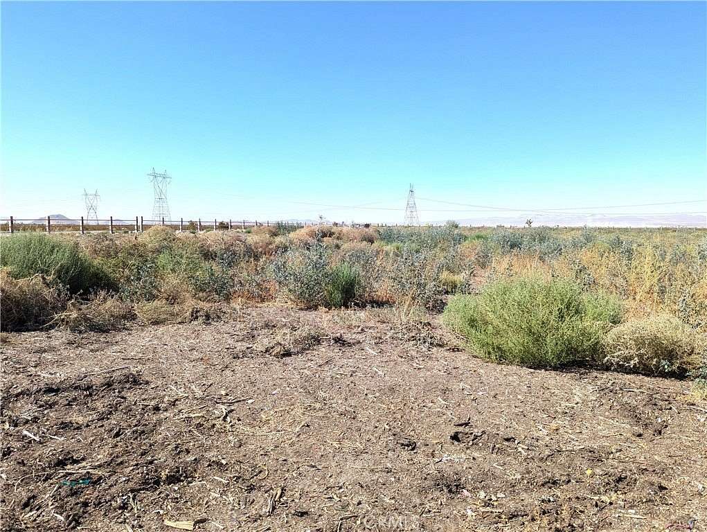 5 Acres of Land for Sale in Phelan, California