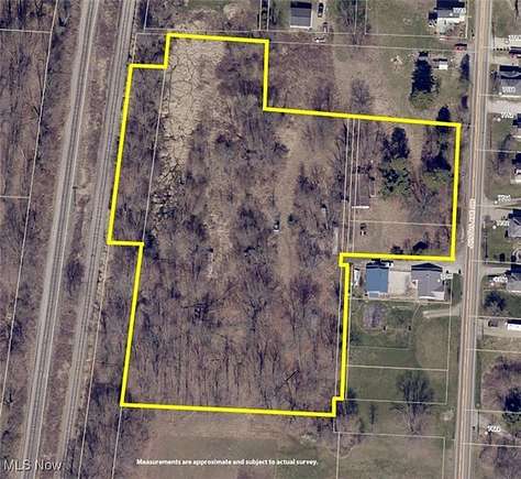 4.6 Acres of Residential Land for Auction in Navarre, Ohio