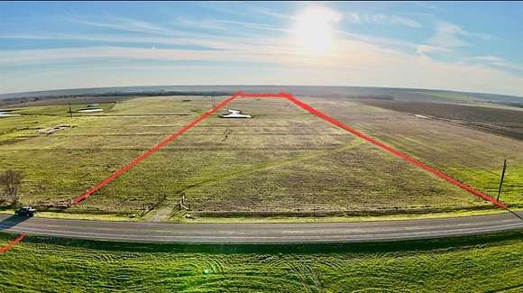 28 Acres of Land for Sale in Hillsboro, Texas